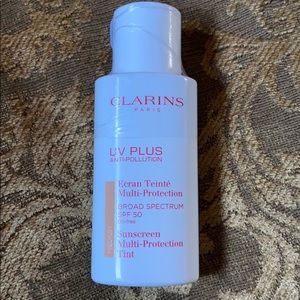 Clarins tinted sunscreen in Medium
